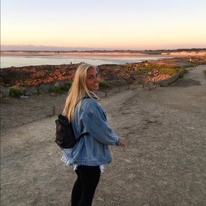 Meet your Posher, Camille